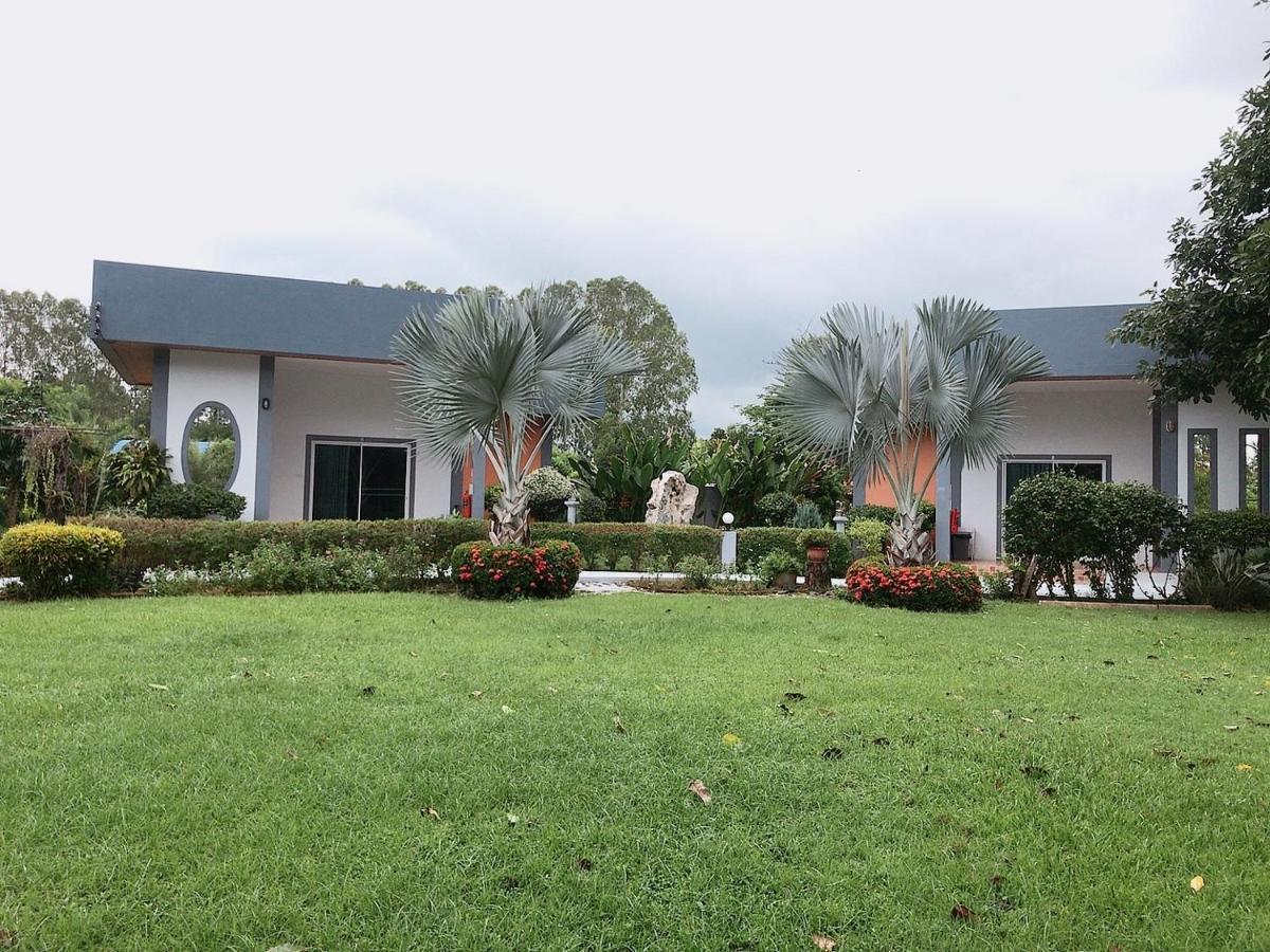 Ok Farm Resort Det Udom Exterior photo